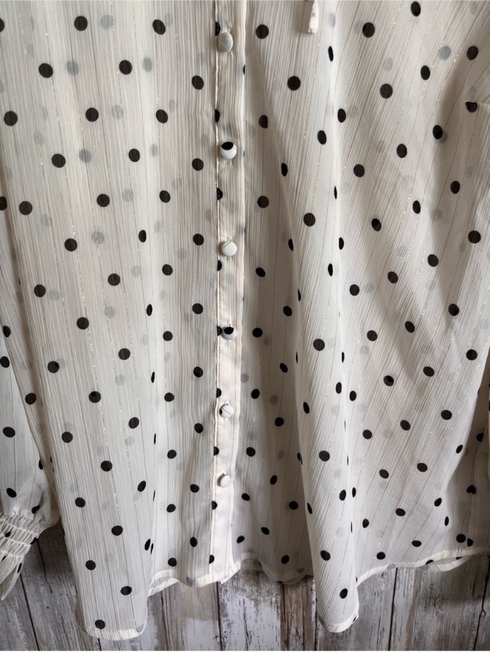 Torrid Crinkle Chiffon Polka Dot Button Up Blouse Gold Stripe Size 0 NWT - Picture 6 of 6